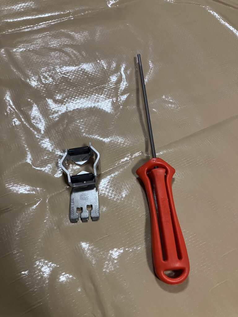 ハスクバーナ純正のチェーンソー用目立てキット。